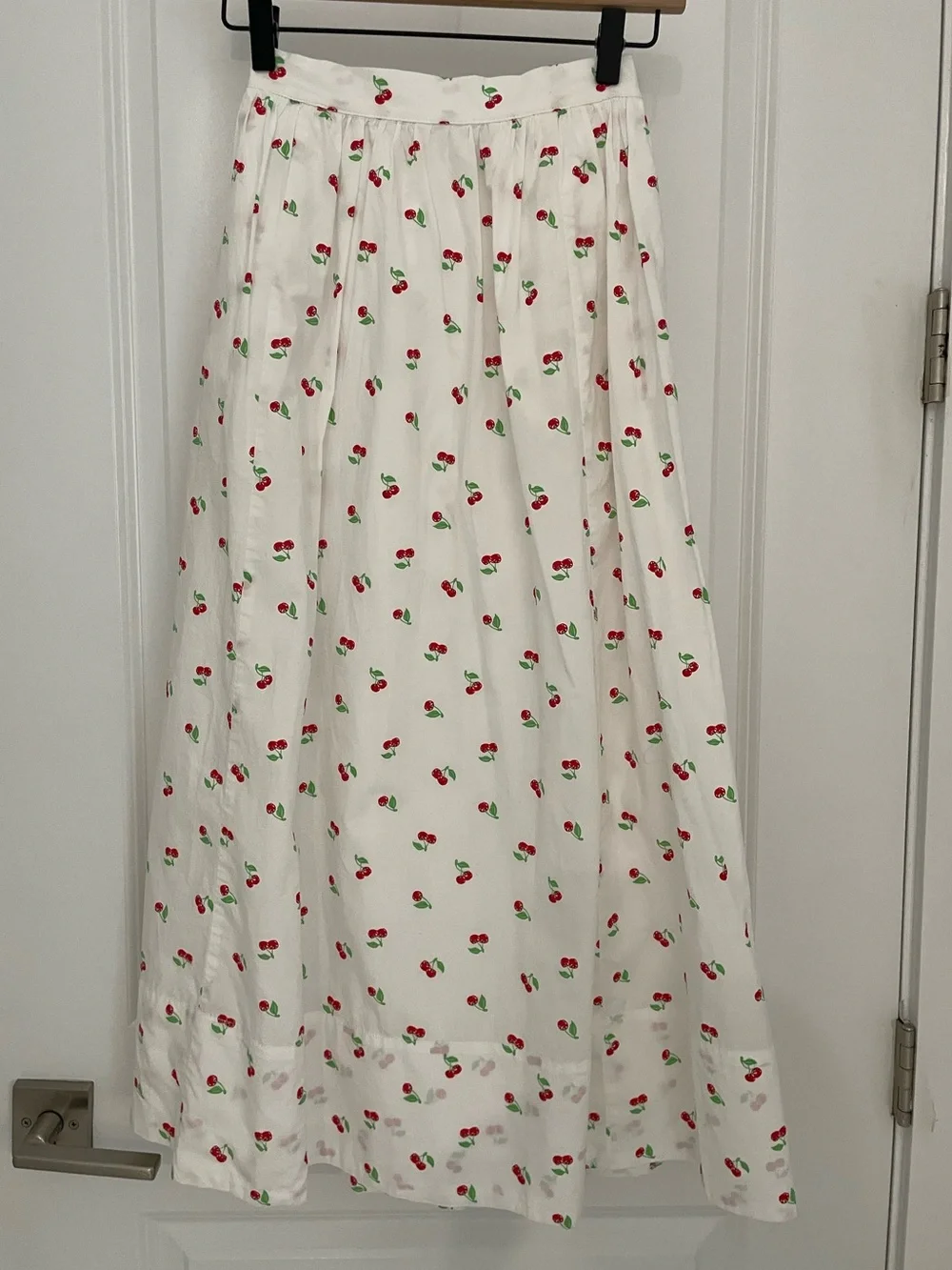 Aerie The New Essential White Cherry Print Maxi Skirt Summer Vacation Cottage
